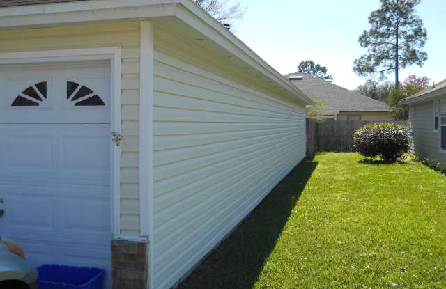 12638 ASHMORE GREEN DR N Gallery 2