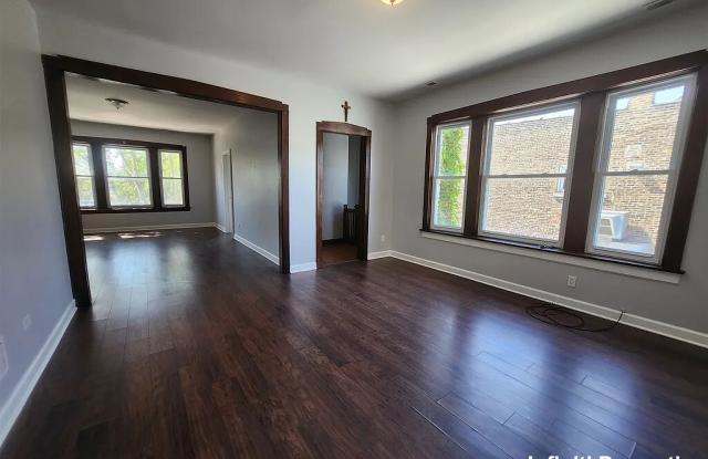 2016 W 35th - 2016 West 35th Street, Chicago, IL 60609