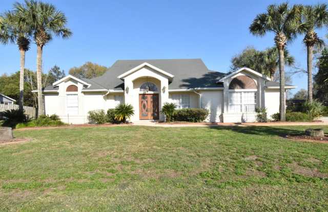 71 Spring Lake Dr - 71 Spring Lake Drive, DeBary, FL 32713