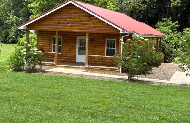 Updated 2 Bed 1 Bath Home in Mars Hill, NC!! photos photos