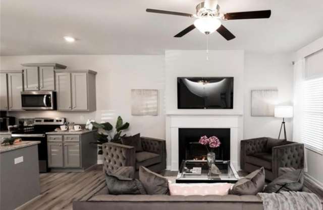 11550 Chatham Drive Gallery 3