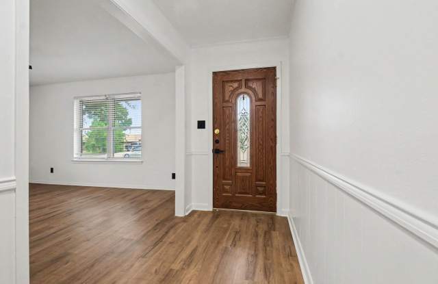 3407 Tipps Drive Gallery 4