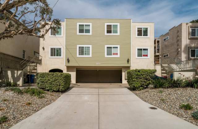 Beautiful Del Mar Condo  Beach Living in Del Mar!!!! Newly Remodeled Bathroom Gallery 3