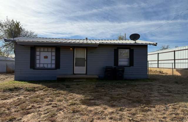 1410 East Bonita Avenue - 1410 East Bonita Avenue, Amarillo, TX 79108