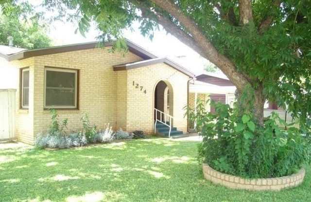 1274 S San Jose Drive - 1274 South San Jose Drive, Abilene, TX 79605 1274 S San Jose Drive - 1274 South San Jose Drive, Abilene, TX 79605