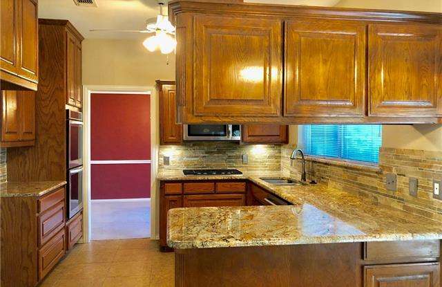 2102 Chrisman Trail Gallery 3