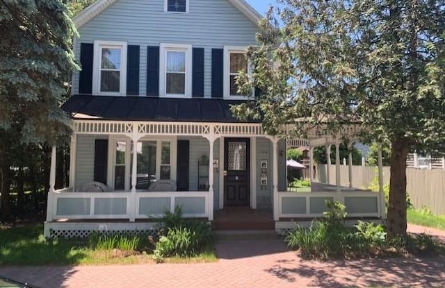 132 GEORGE ST - 132 George Street, Saratoga Springs, NY 12866