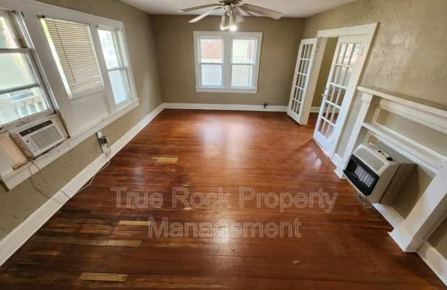 827 E Main St Apt A Gallery 2
