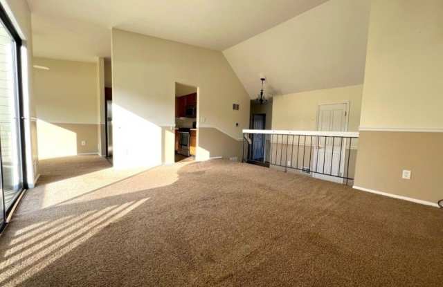 1308 Spruce Hills Dr Gallery 3