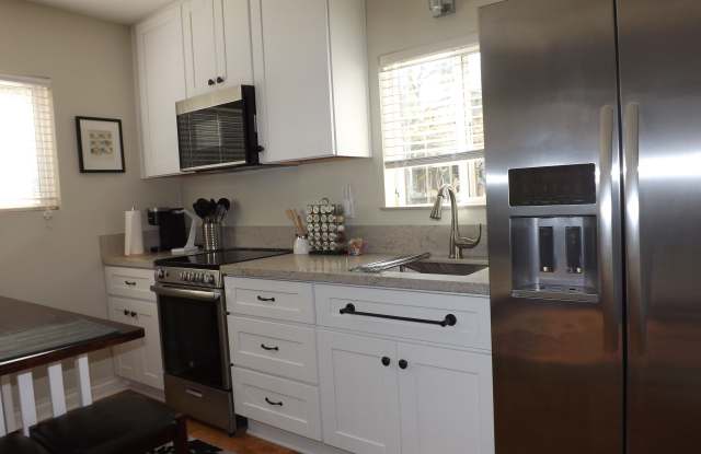 1727 Parrot Street (guest House) photos photos