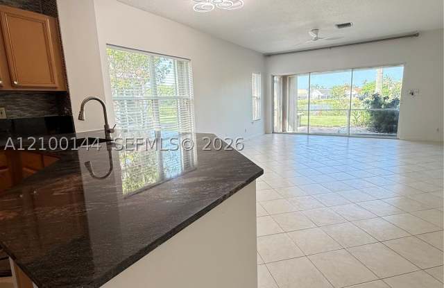 7337 Smithbrooke Dr Gallery 4