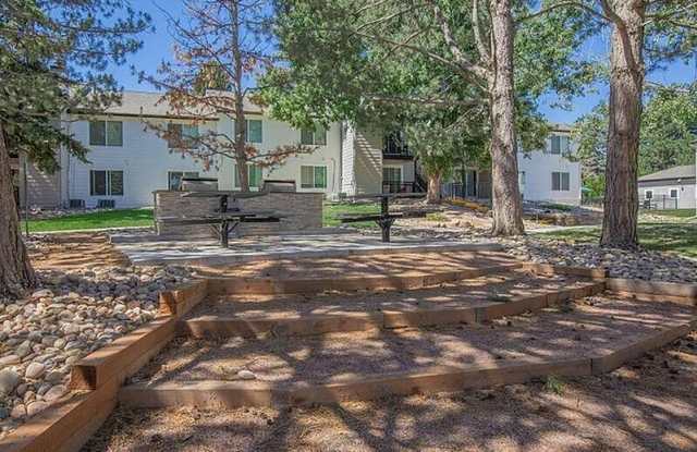 Ironwood at Palmer Park Apartments Gallery 2