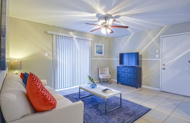 Glen Cove Apartments Gallery 4