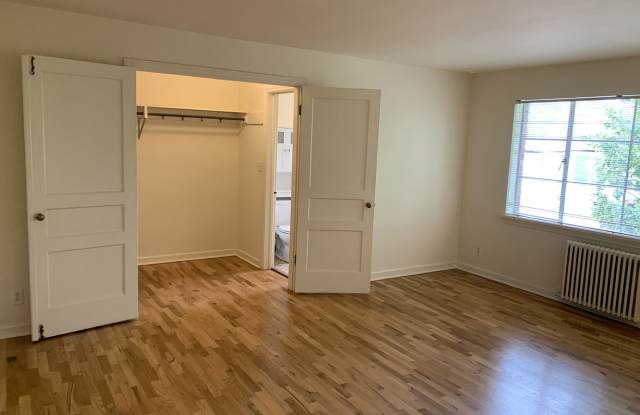 GreenLake Manor Gallery 4