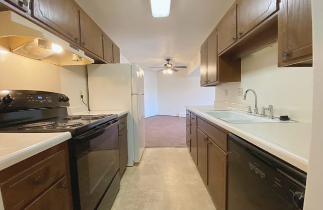 Southgate Apartments photos photos