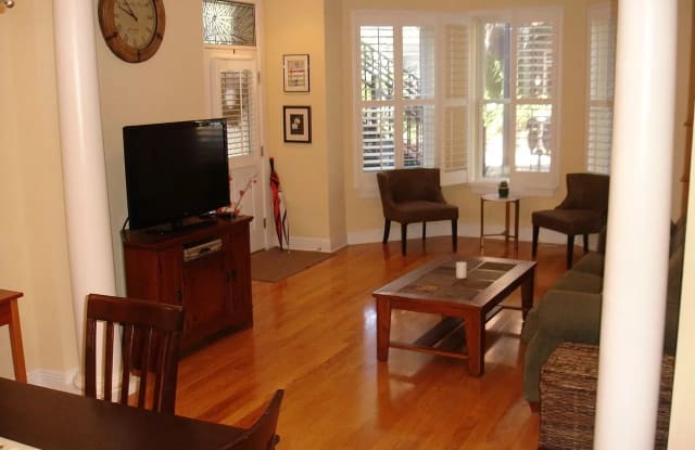 Regents Park Gallery 2