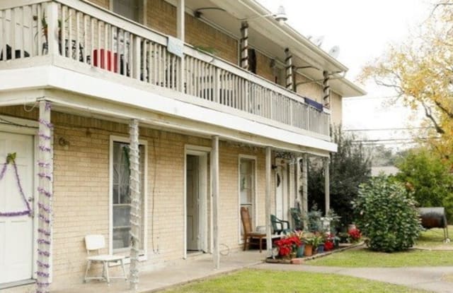 Tropicana Apartments Gallery 4