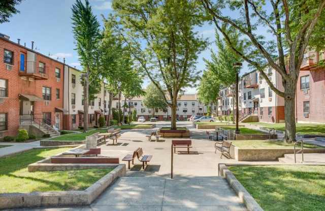 Brownsville Gardens- Affordable housing Gallery 2