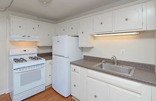 Apartments at Remington Pond photos photos