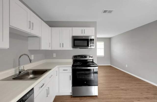 The Cottages at Twin Lakes photos photos