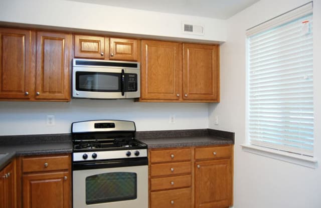 Amber Commons photos photos