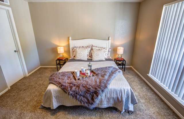 4 Eighty West Parker photos photos