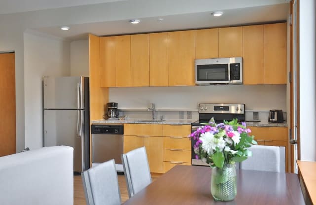 Park East Apartments Gallery 2