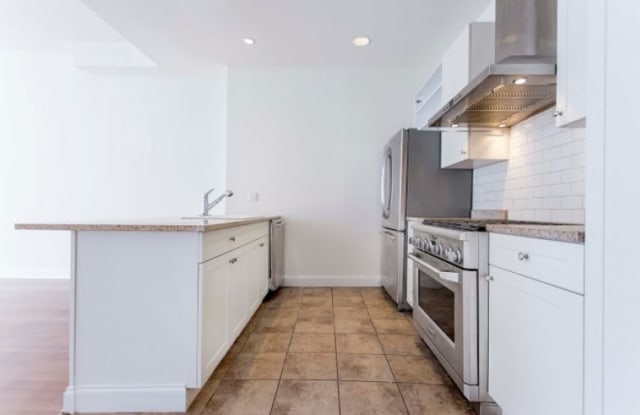260 S 11th Street Gallery 4