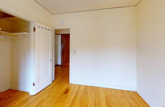 The Lola Apartments Gallery 2