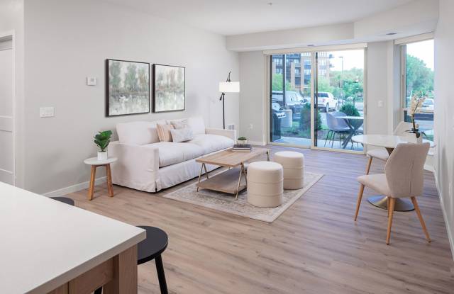 Reserve at Mendota Village Gallery 3
