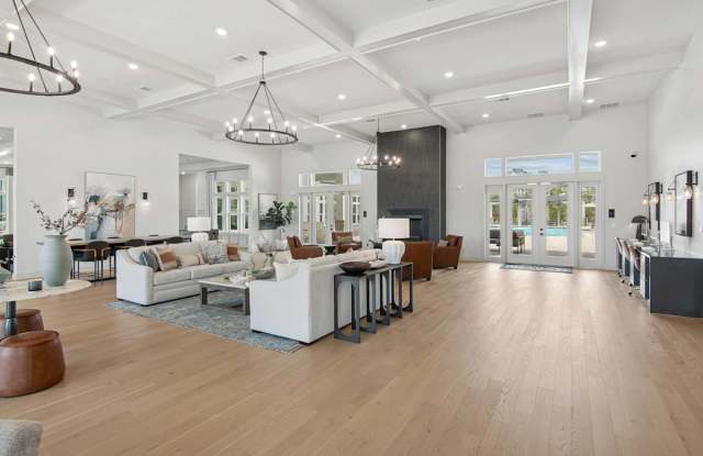 The Hendry Gallery 2