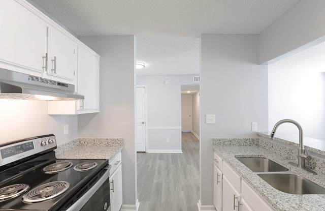 Shelby Grove Apartments Gallery 4