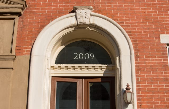 2009 Spring Garden Gallery 3