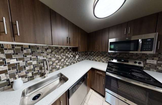 The Cascades Apartments Gallery 2