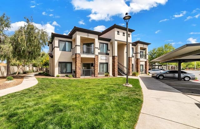 Town Center Apartments Gallery 4