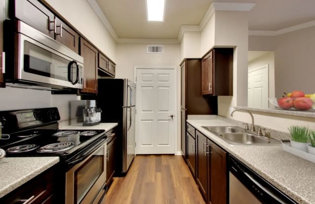Hawthorn Village photos photos