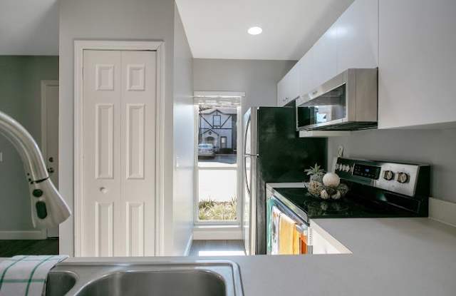 Village Park Townhomes photos photos