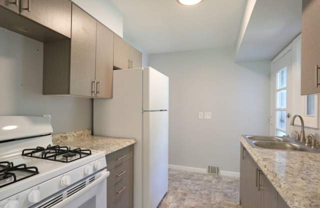 Buffalo Townhomes at Hertel Ave Gallery 3