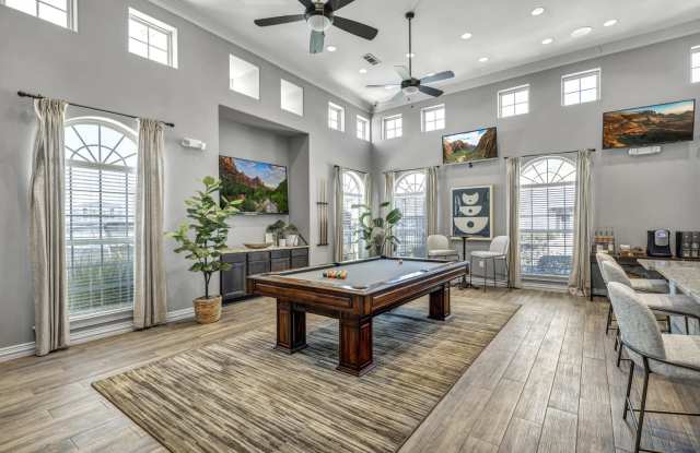 Avenues at Creekside Gallery 4