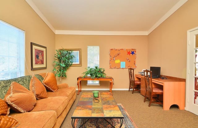 Cape Colony Apartments Gallery 3