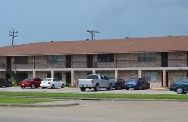Riverbrook Apartments Gallery 3