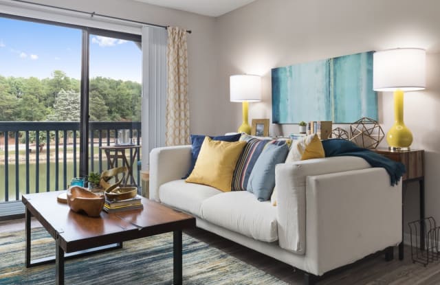 Edgewater Village Apartments photos photos