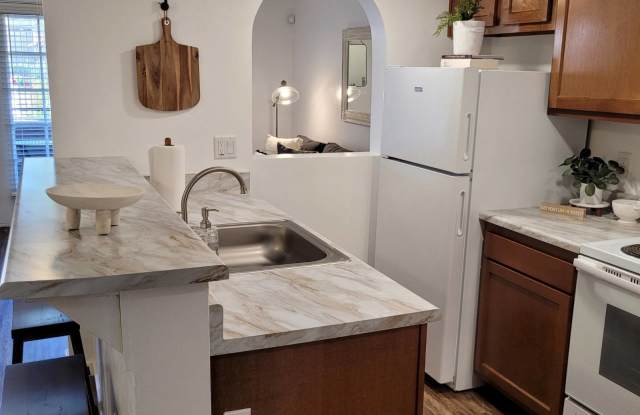 Lantana Apartments photos photos