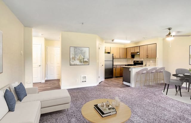 Creekside Village Apartments Gallery 4