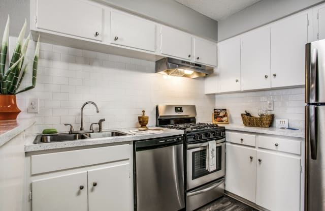 Village Oaks Apartments photos photos