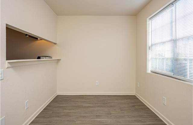 Satsuma Village Apartments Gallery 4