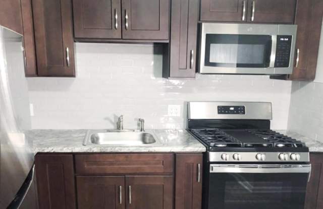 Oakland Heights Apartments Gallery 3