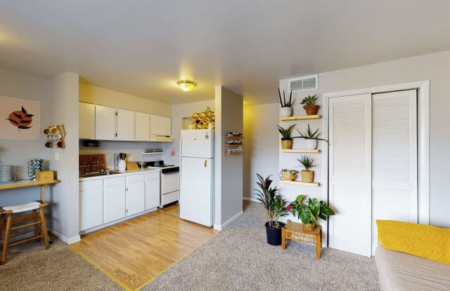 One Somerset Apartments photos photos