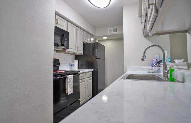 The Parks on Taylor Apartments Gallery 2