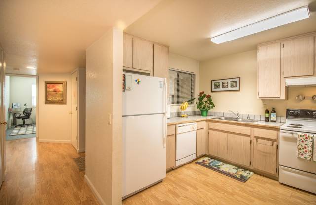 Pomona West - Student Housing Gallery 4